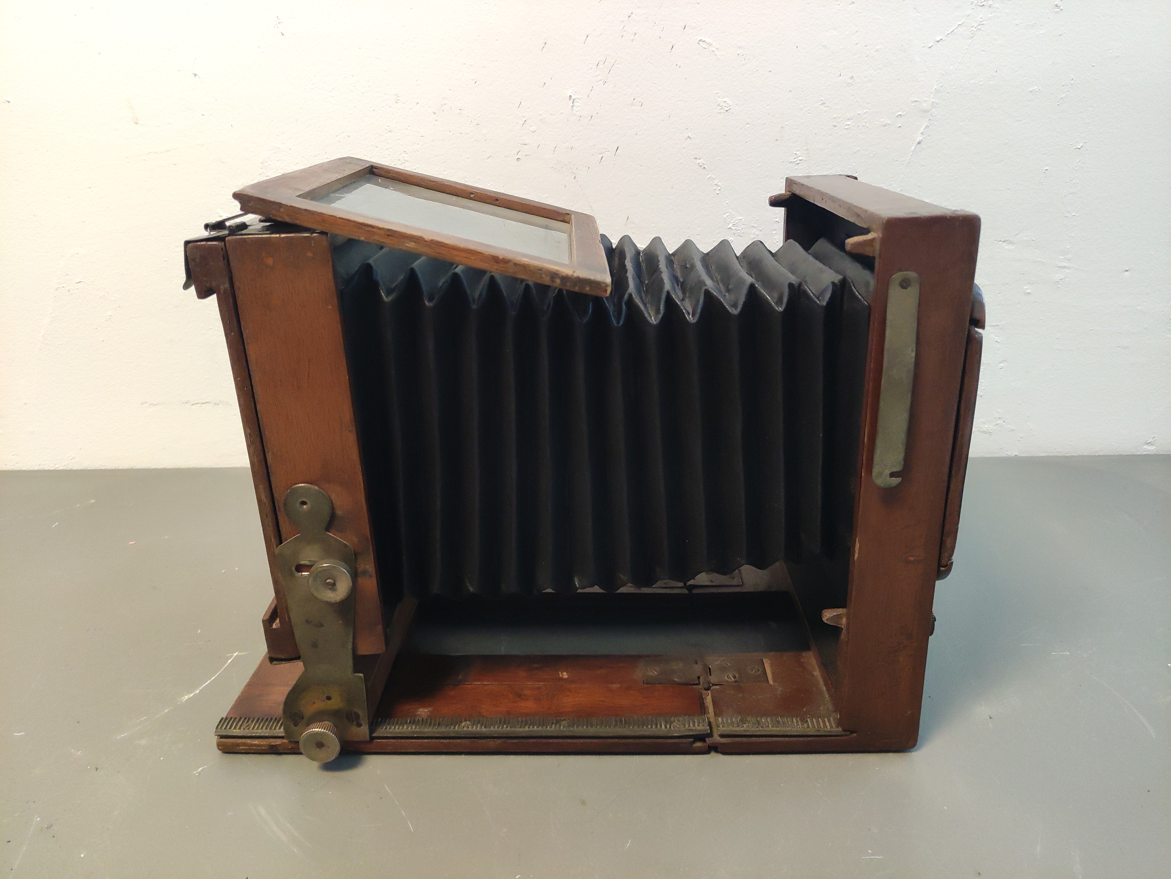 camara foto fuelle portatil madera 29x22x39 1u